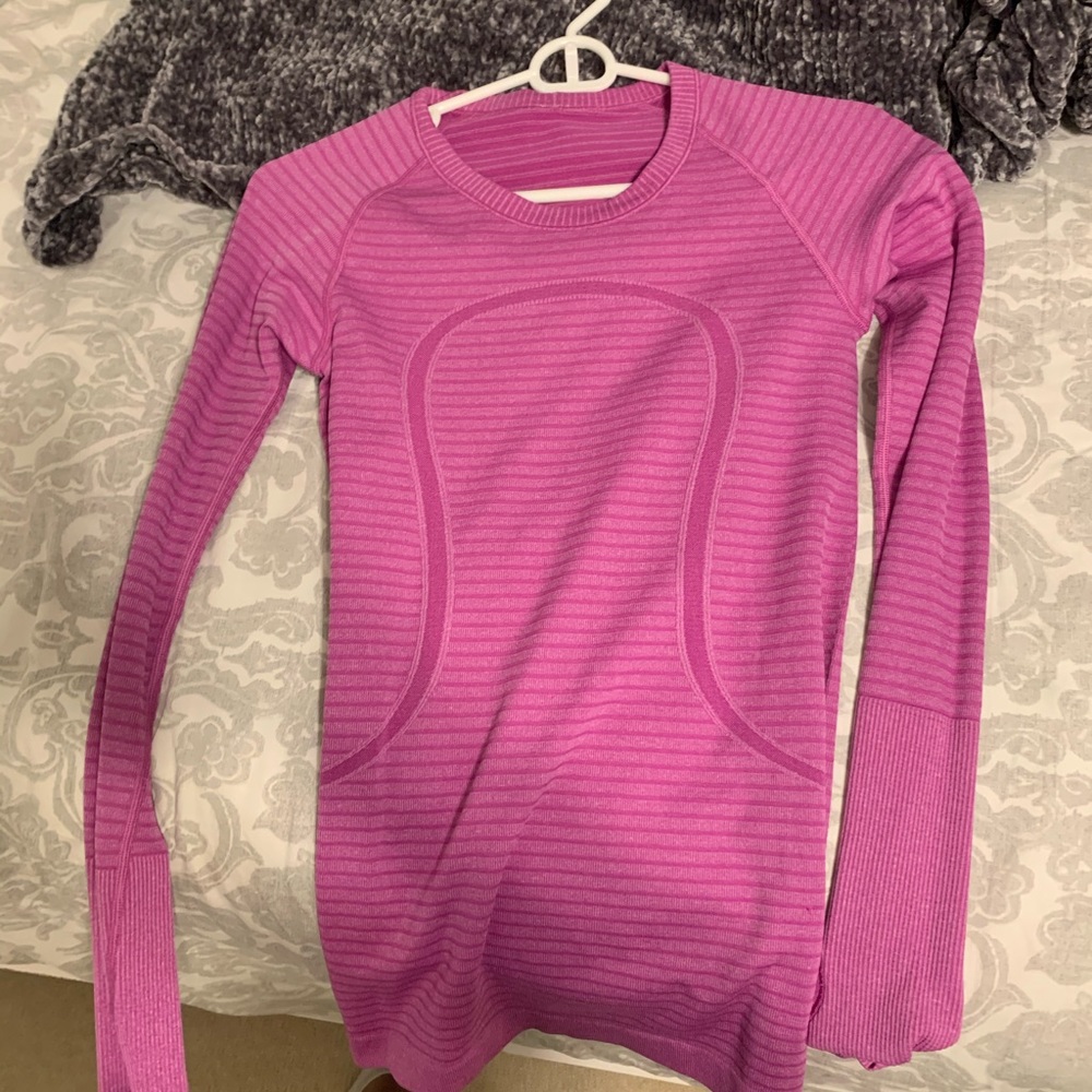 Lululemon long sleeve shirt
